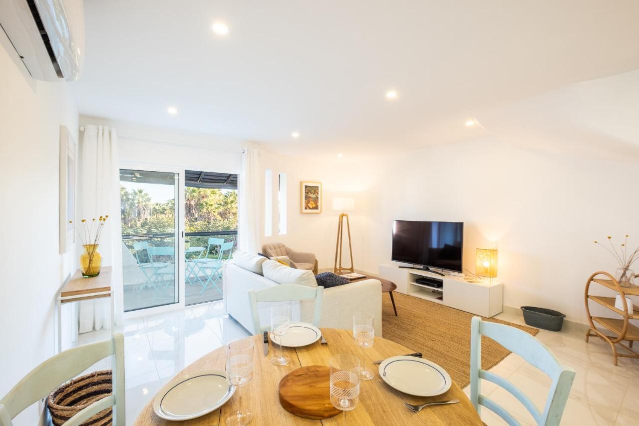 Beach Praia - Sleep 5 - Pool - Free Wi-Fi - Air Con Albufeira Esterno foto