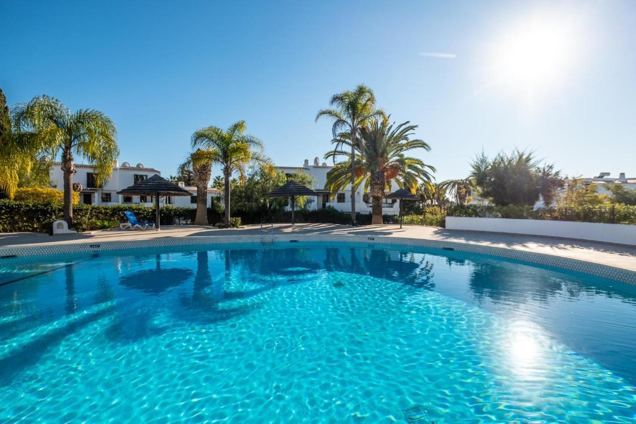 Beach Praia - Sleep 5 - Pool - Free Wi-Fi - Air Con Albufeira Esterno foto